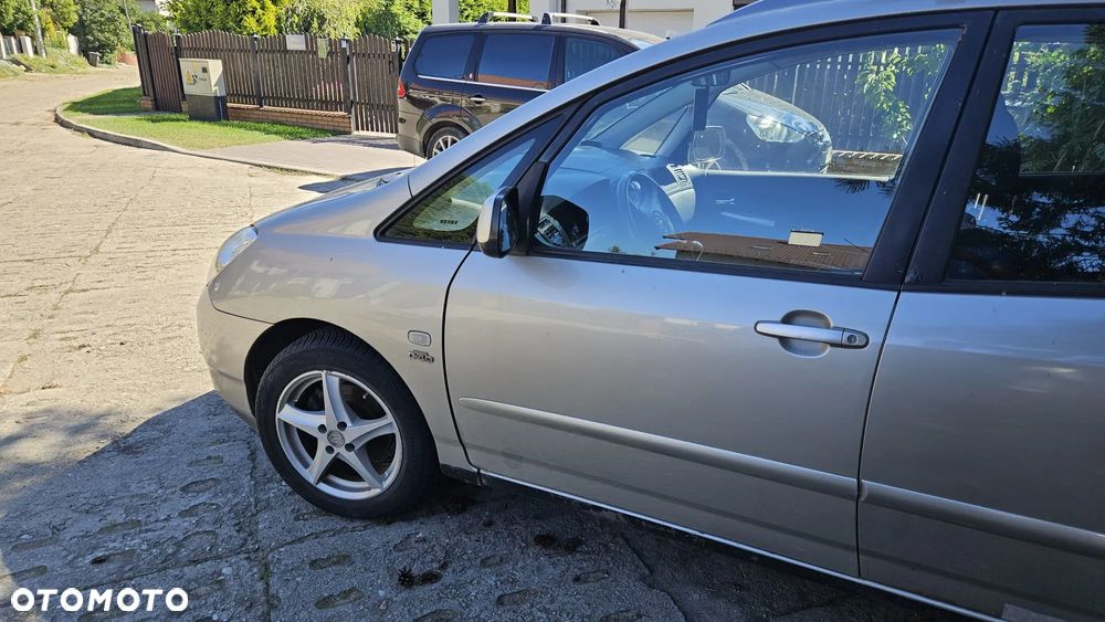 Toyota Corolla Verso 2.0 D-4D Sol - 5