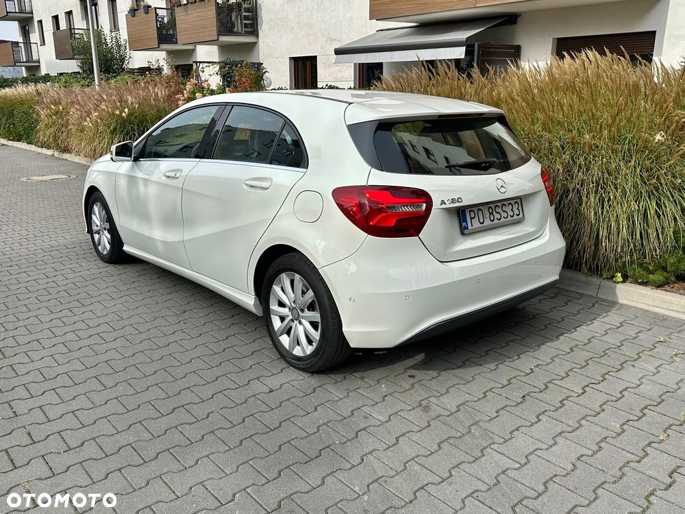 Mercedes-Benz Klasa A 180 7G-DCT - 6
