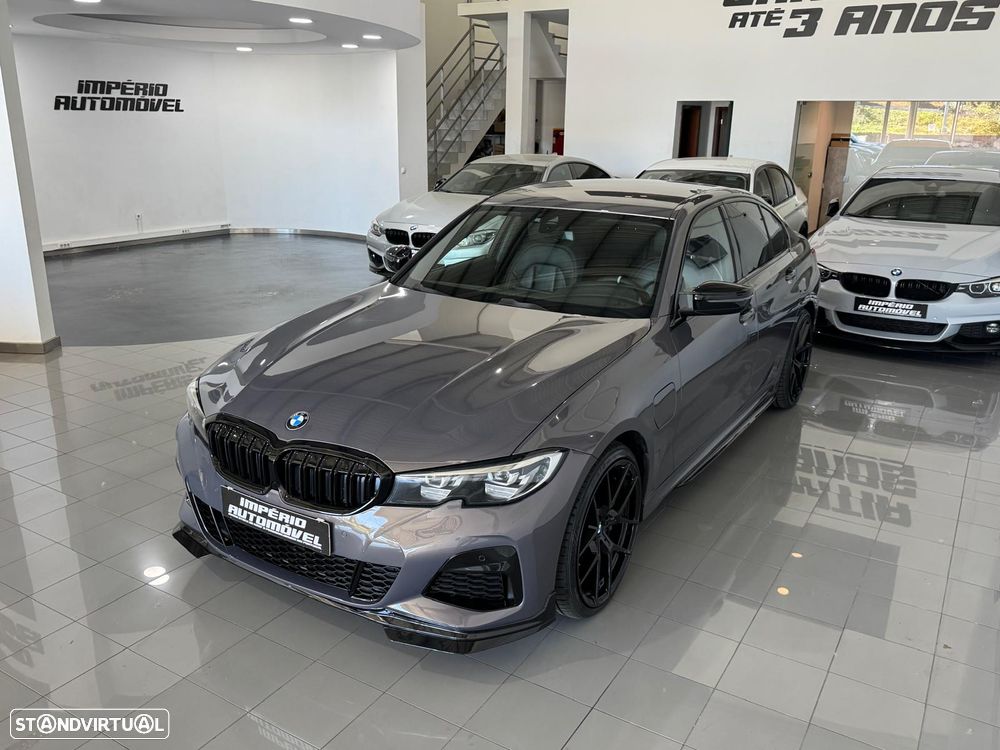 BMW 330 e Pack M Auto - 10