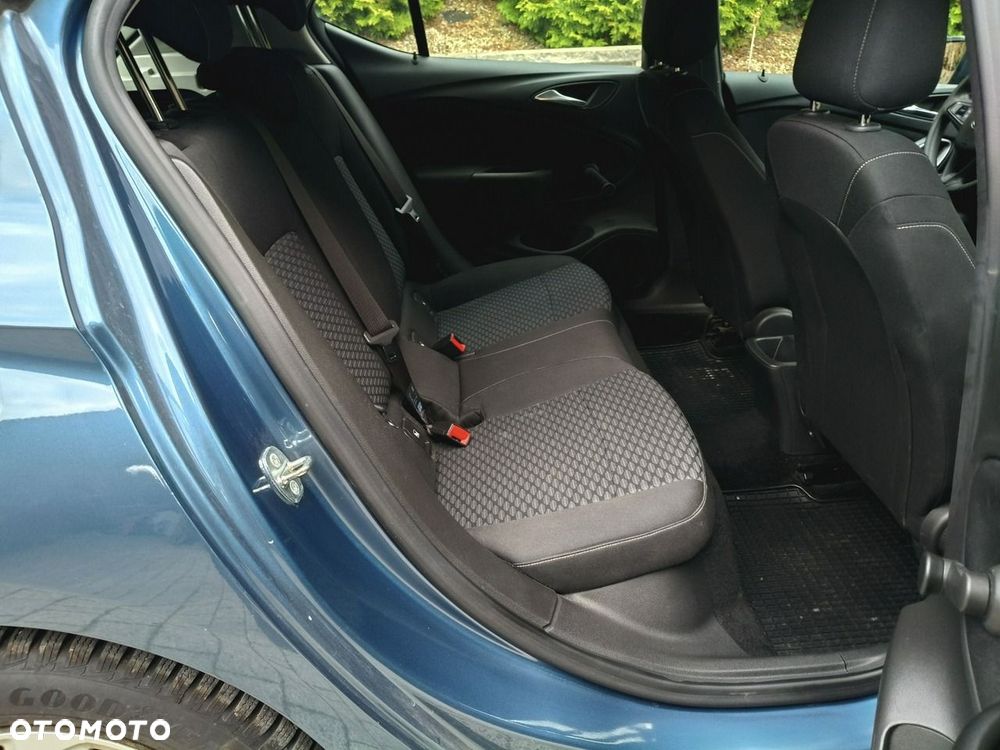 Opel Astra - 18