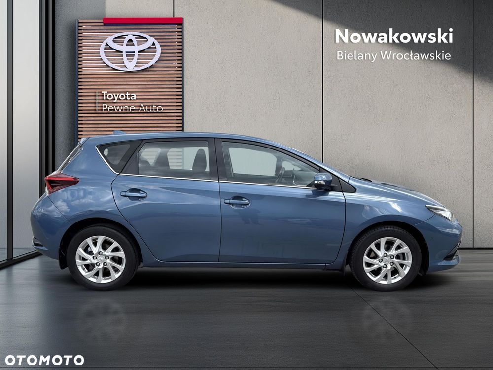 Toyota Auris - 28