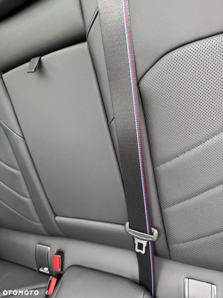 BMW Seria 5 520d Touring - 23