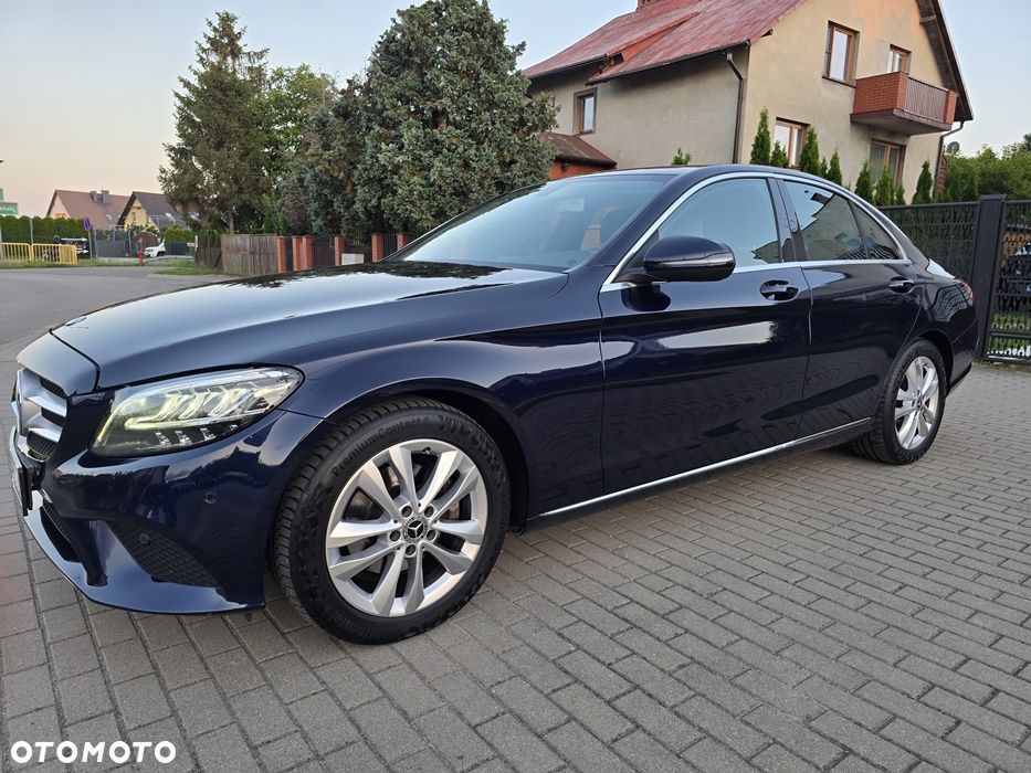 Mercedes-Benz Klasa C 220 d 9G-TRONIC - 11