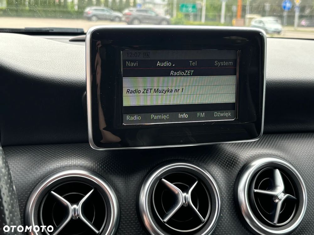 Mercedes-Benz Klasa A 180 CDI 7G-DCT 2Style - 26