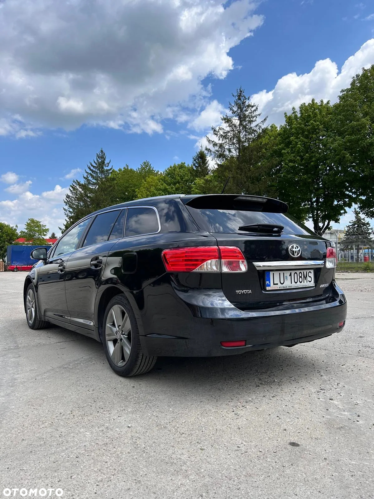 Toyota Avensis 1.8 Premium MS - 10