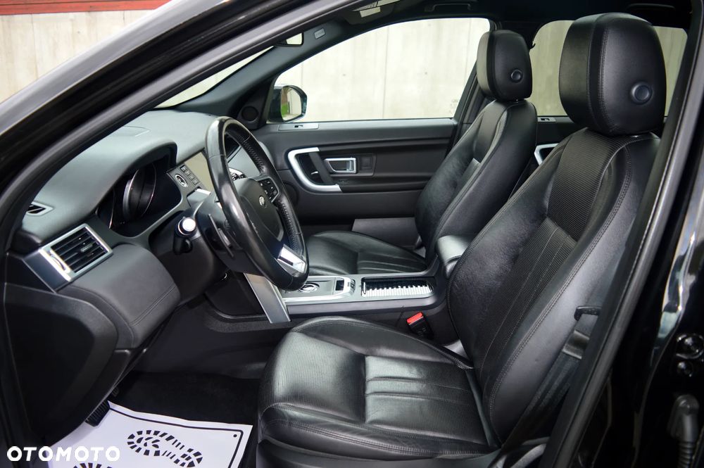 Land Rover Discovery Sport - 11
