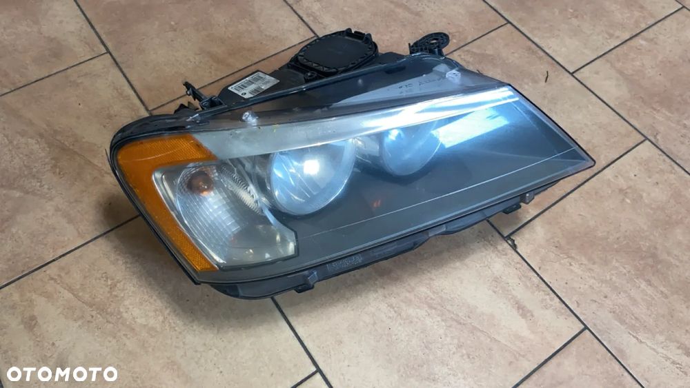 BMW X3 F25 LAMPA PRZEDNIA PRAWA USA 7222026 - 1