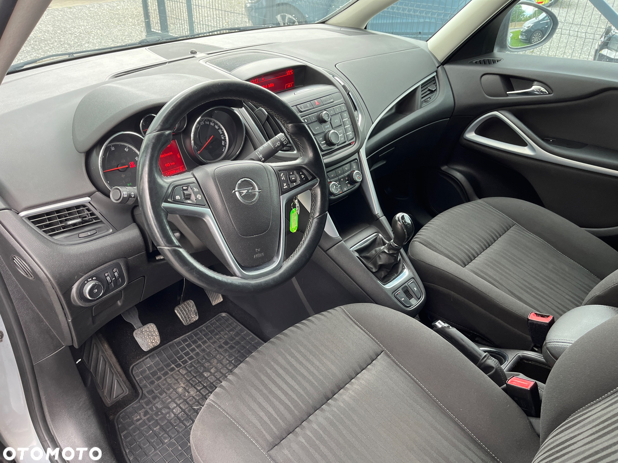 Opel Zafira 2.0 CDTI Enjoy - 22