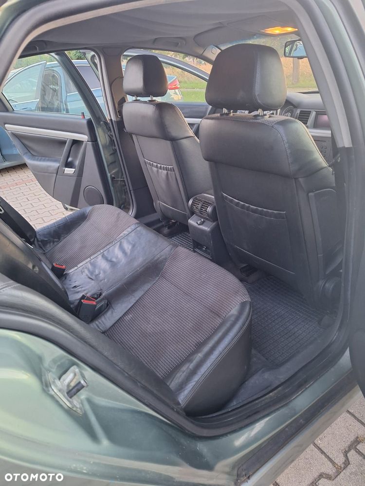Opel Vectra 1.8 - 12