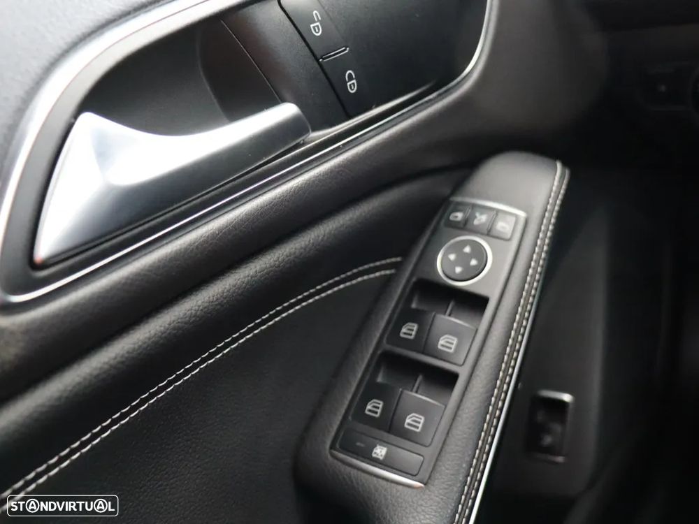 Mercedes-Benz CLA 180 - 22