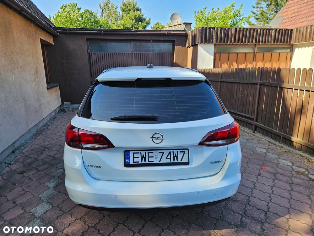 Opel Astra 1.4 T Enjoy - 6