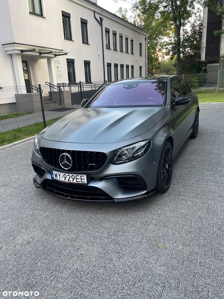 Mercedes-Benz Klasa E - 2