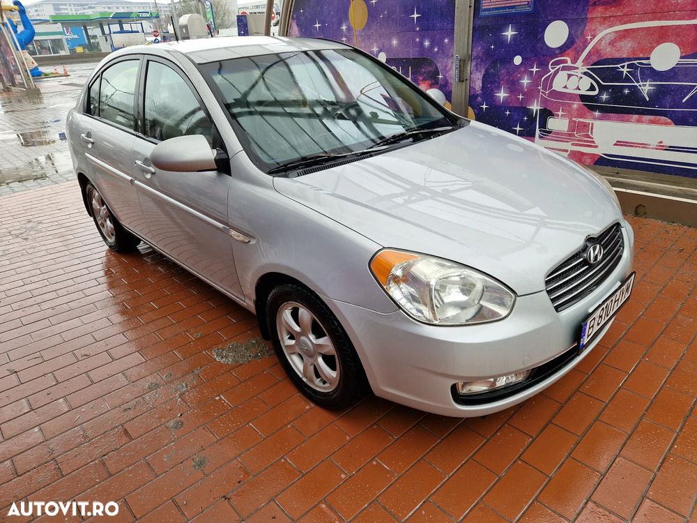 Hyundai Accent MC 1.6 DOHC 4DR GLS PREMIUM - 3