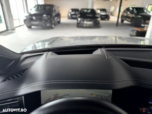 Volkswagen Touareg 3.0 V6 TDI 4Motion DPF Automatik R-Line - 13