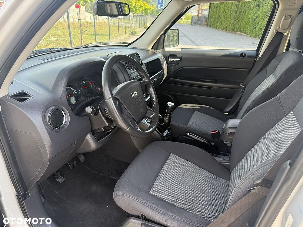 Jeep Patriot 2.2 CRD DPF Limited - 10