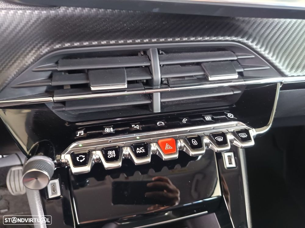 Peugeot 2008 1.2 PureTech Allure Pack - 30
