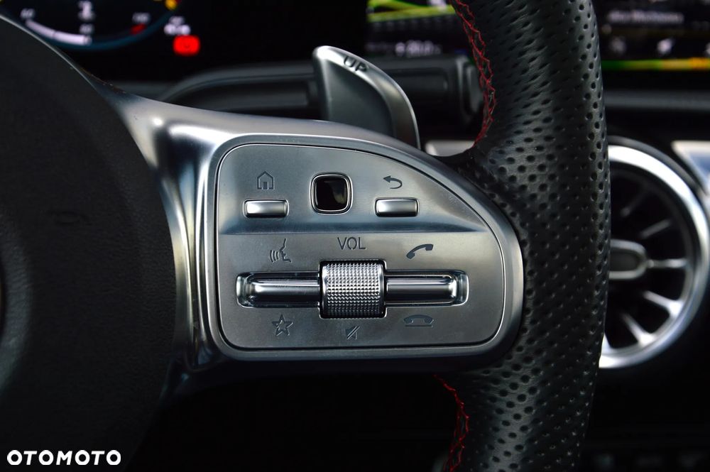 Mercedes-Benz CLA AMG 35 4-Matic 7G-DCT - 28