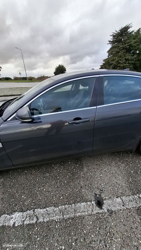 Jaguar XE E-Performance Prestige - 4