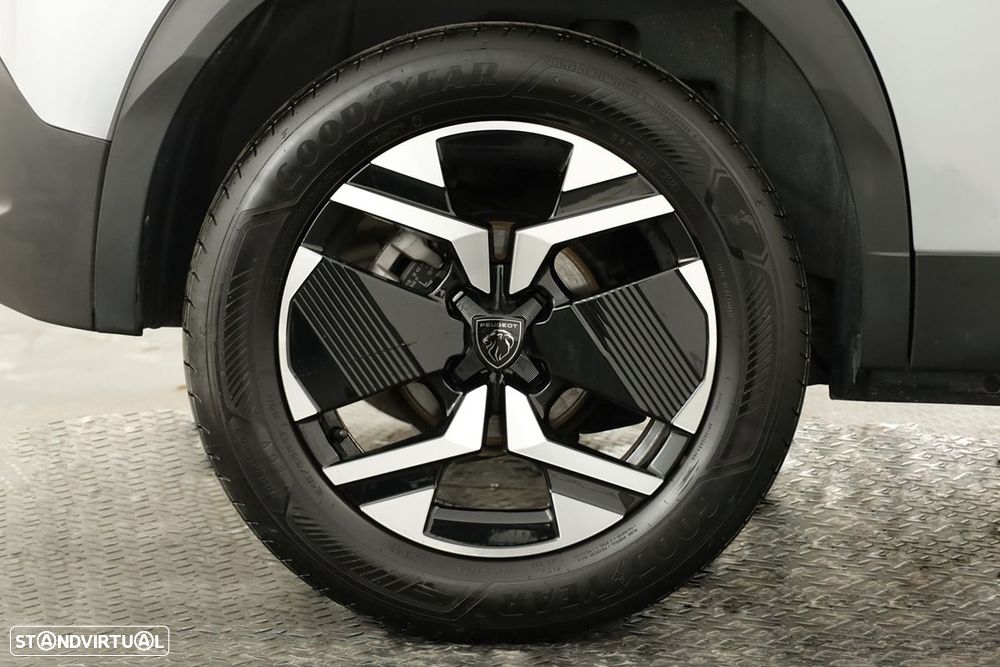 Peugeot 2008 1.2 PureTech Allure - 5