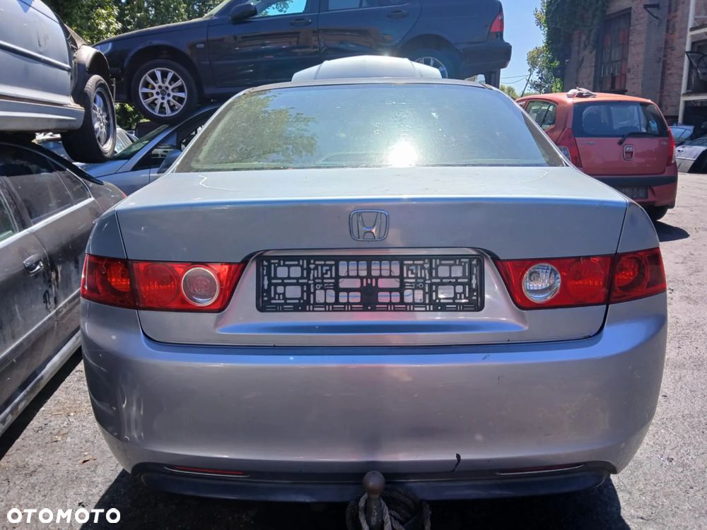 Honda Accord VII sedan klapa bagażnika - 1