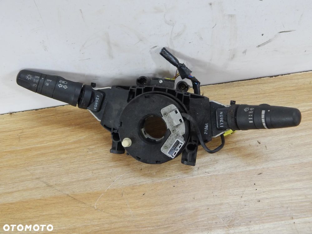 Przełącznik manetka taśma zwijak pająk Renault MAXITY Nissan CABSTAR 07-20 Łuków części