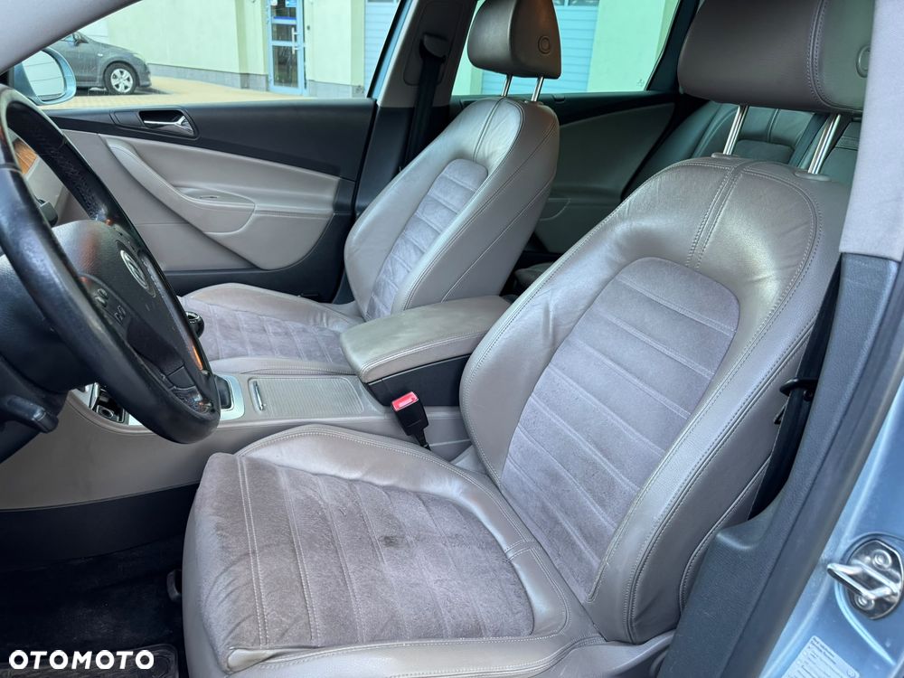 Volkswagen Passat 2.0 TDI Individual Chrom - 14