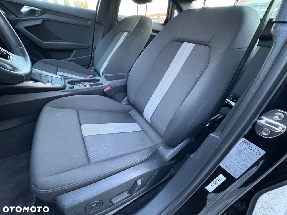 Audi A3 Limousine 35 TFSI advanced - 16
