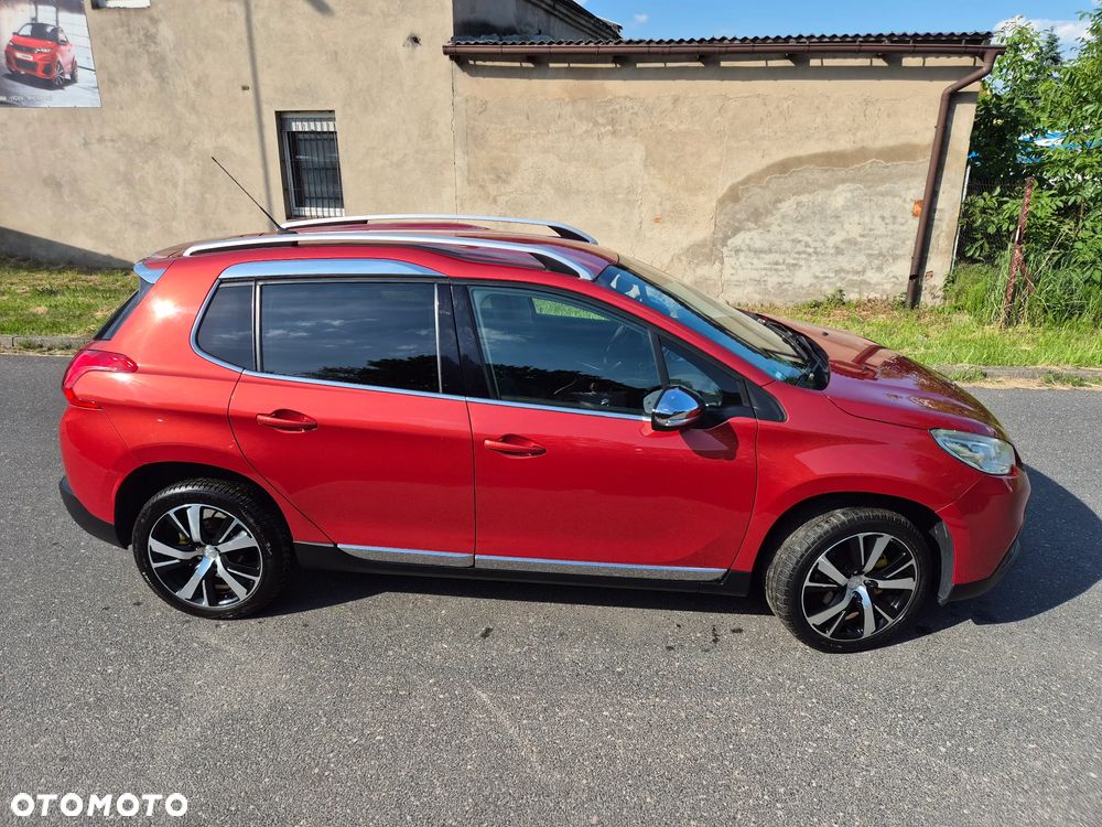 Peugeot 2008 BlueHDi FAP 120 STOP & START Allure - 5