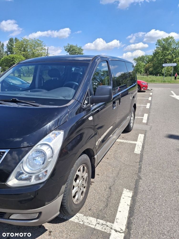 Hyundai H-1 - 12
