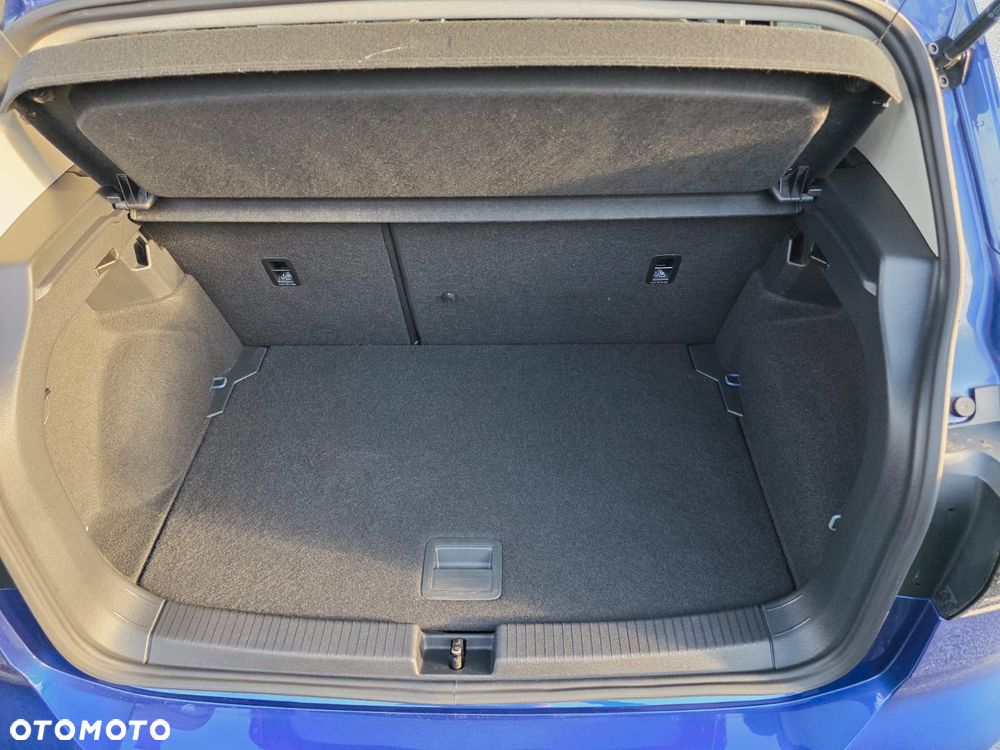 Volkswagen T-Cross - 16