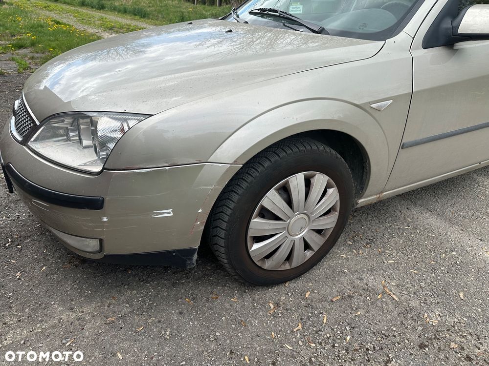Ford Mondeo - 10