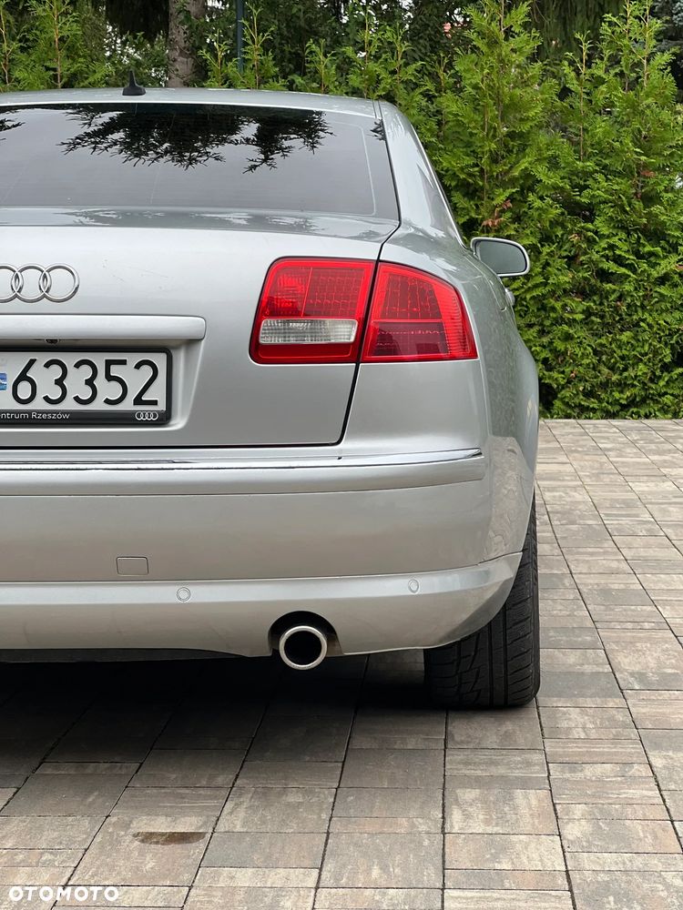 Audi A8 4.2 Quattro - 10