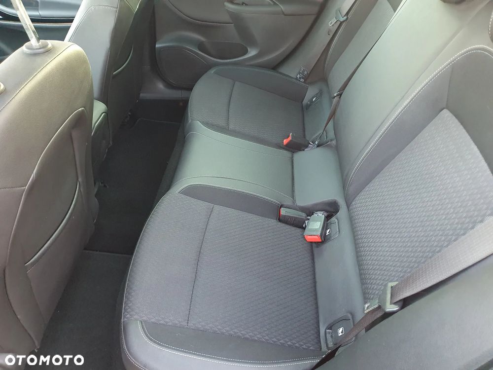 Volvo V40 T3 R-Design Kinetic - 28