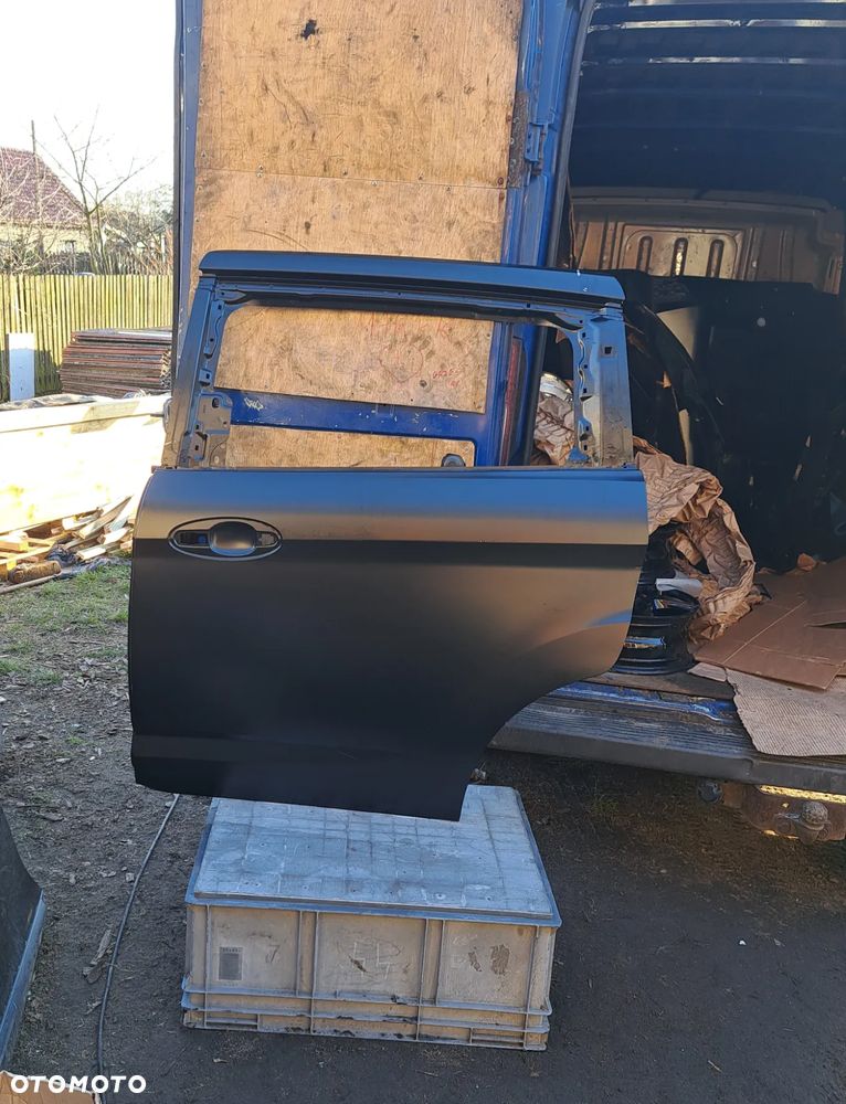 Drzwi lewe przesuwne Ford Grand C-Max II 2469323 PE1C1-U24631-AD Drzwi lewe lewy tył tylne Ford Grand C-Max II MK-2 - 2