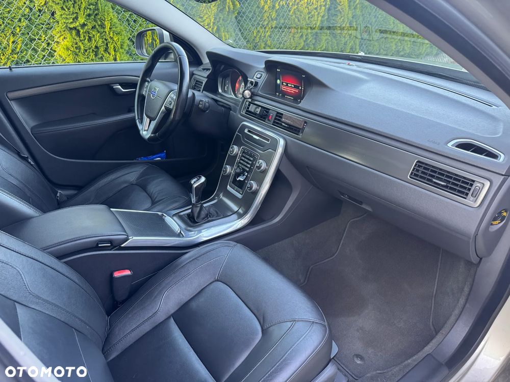 Volvo V70 D4 Drive-E Momentum - 15