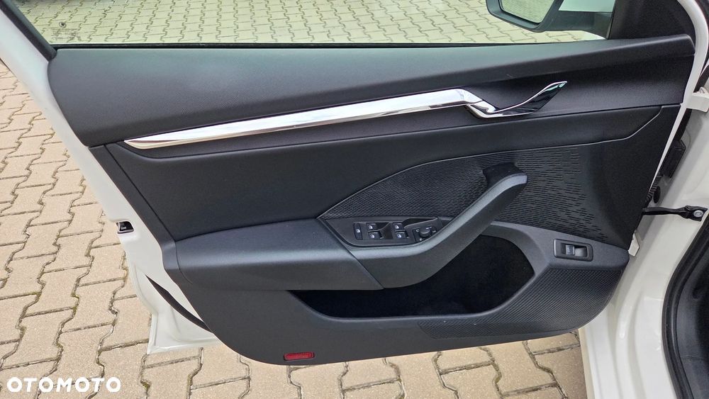 Skoda Octavia 1.5 TSI e-Tec Style DSG - 22