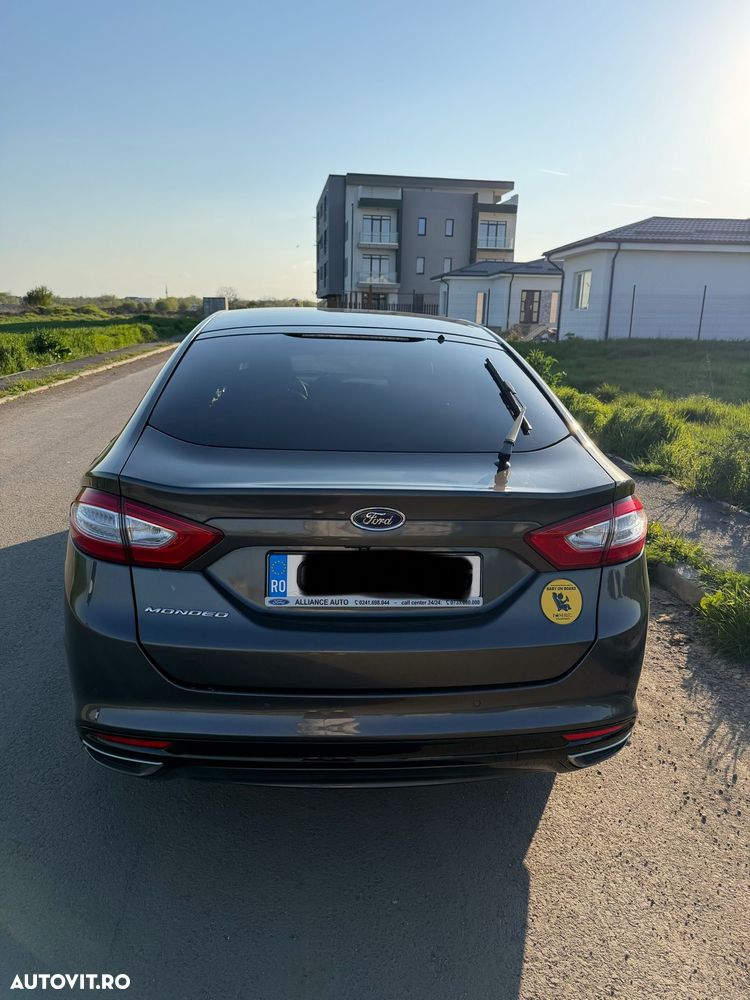 Ford Mondeo ver-2-0-tdci-powershift-awd-titanium - 2