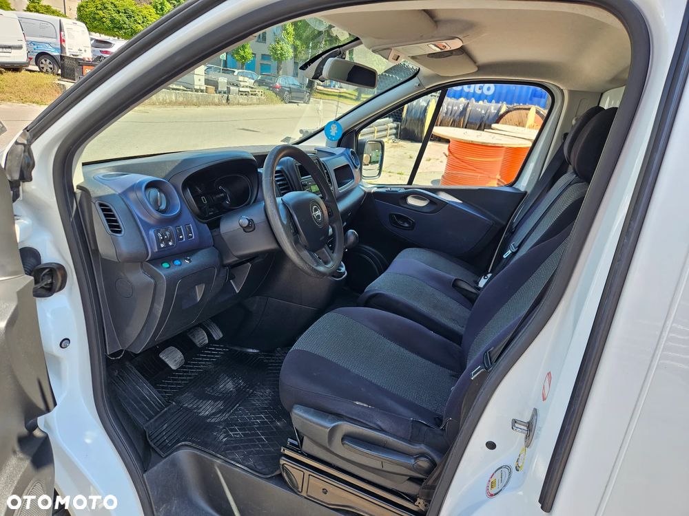 Opel Vivaro - 7