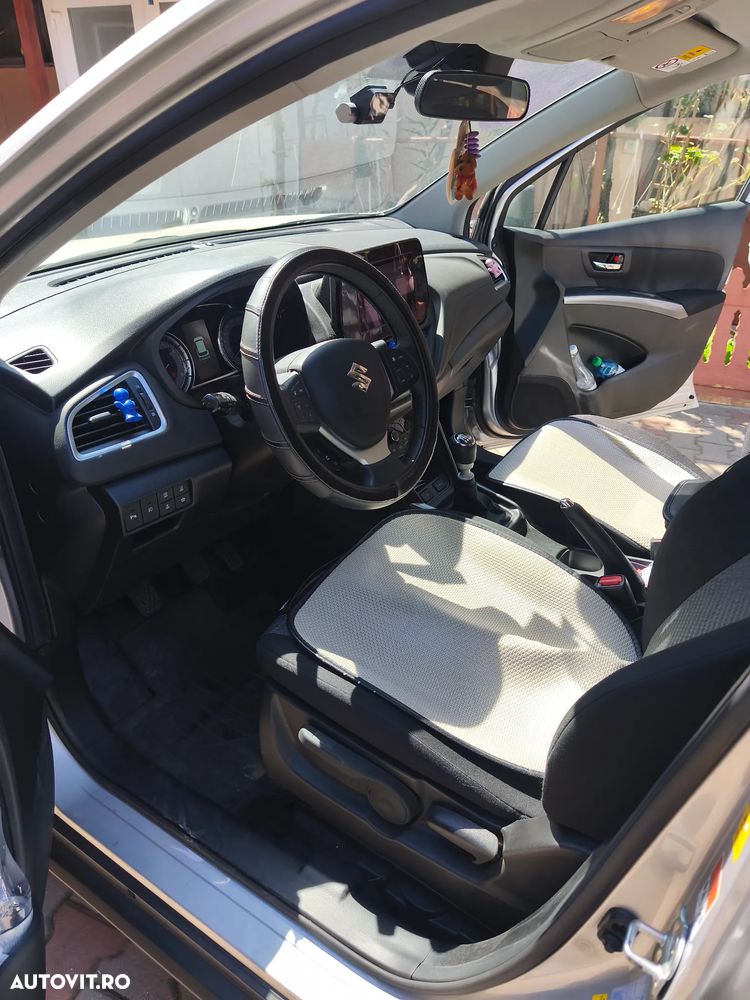 Suzuki S-Cross 1.4 Boosterjet MHEV Passion - 9