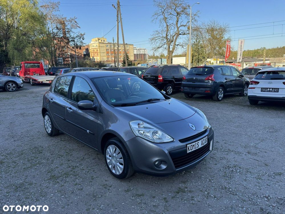 Renault Clio - 39