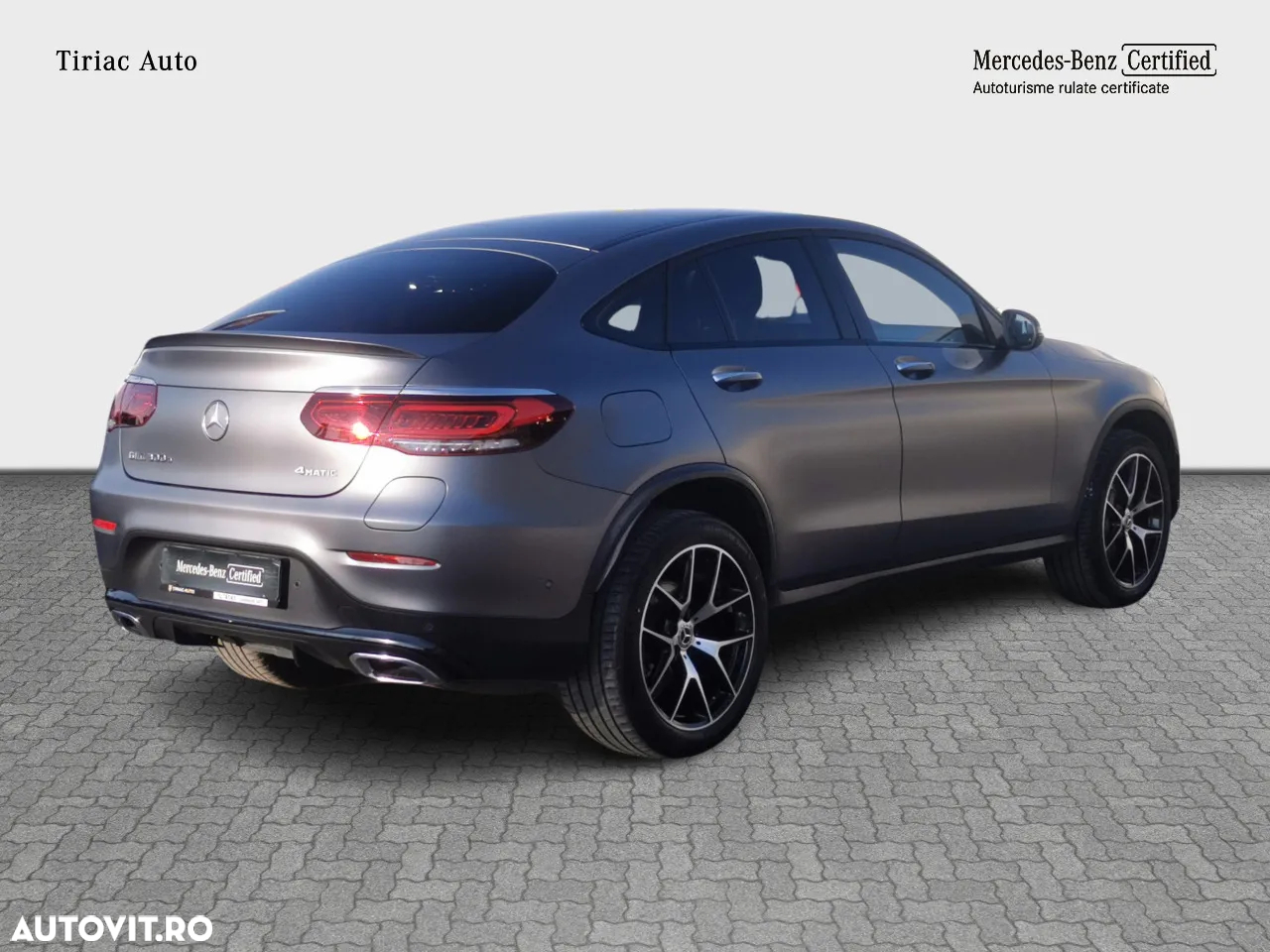 Mercedes-Benz GLC 300 e 4Matic 9G-TRONIC AMG Line - 6
