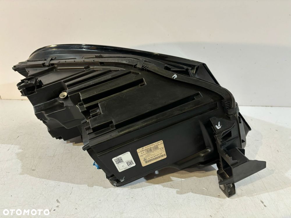 MERCEDES W166 GLE Lampa przednia ILS Lewa - 17418 - 6
