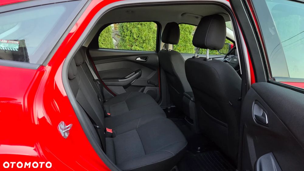 Ford Focus 1.6 Trend - 13
