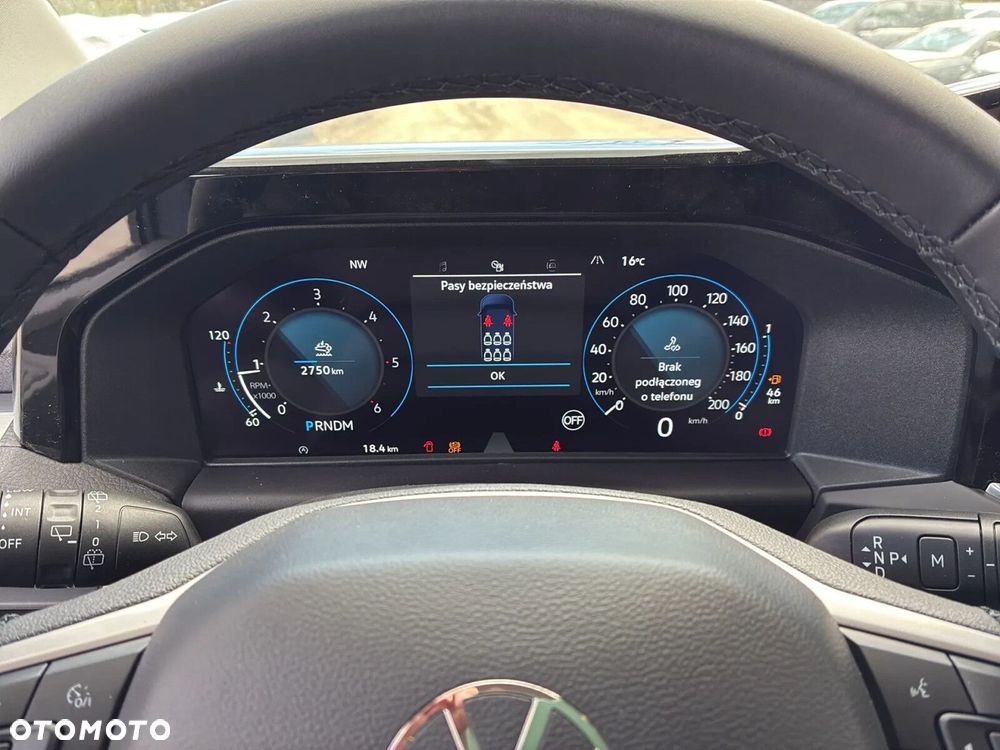 Volkswagen Caravelle - 27