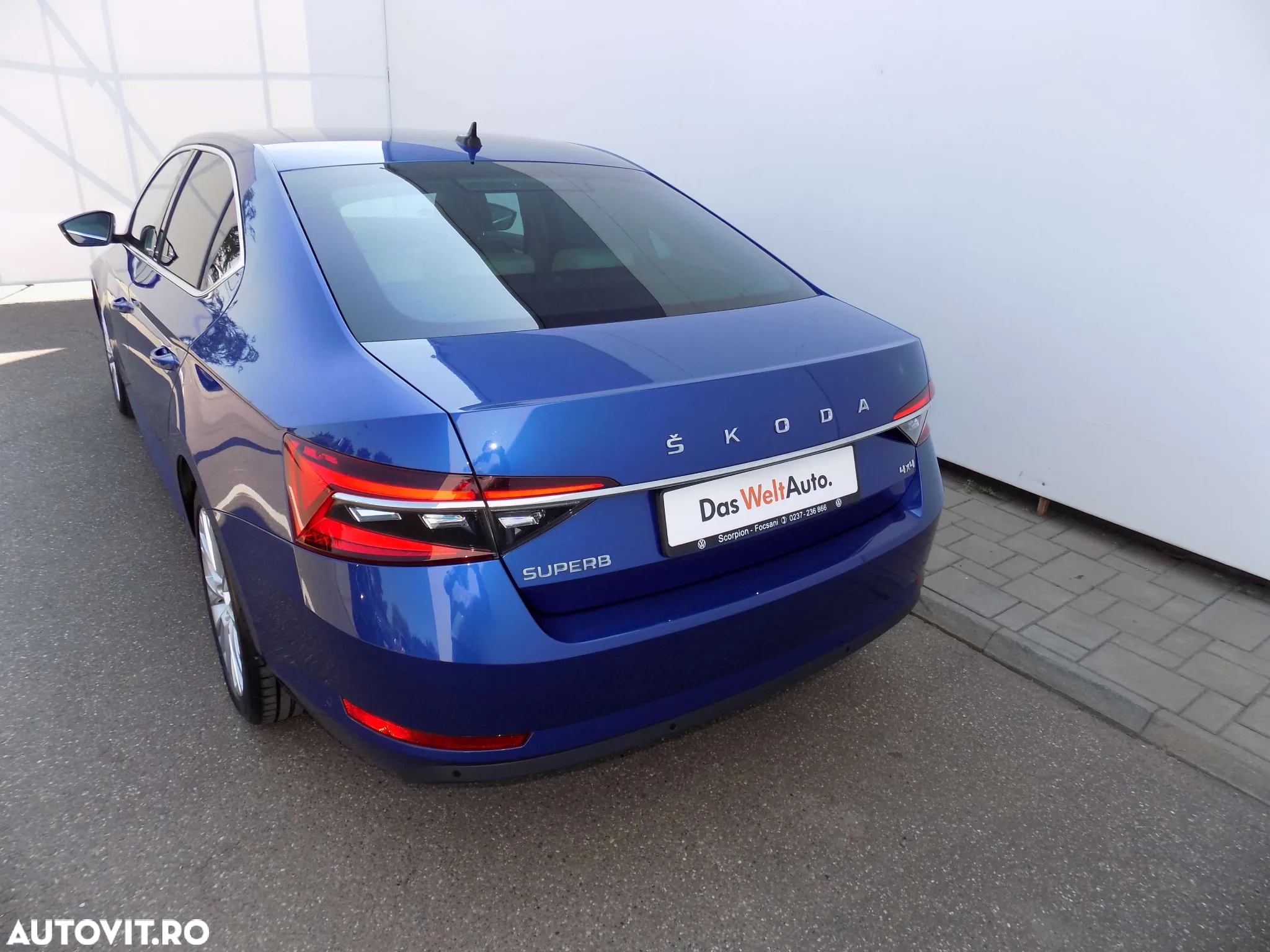 Skoda Superb 2.0 TDI 4X4 DSG Style - 4