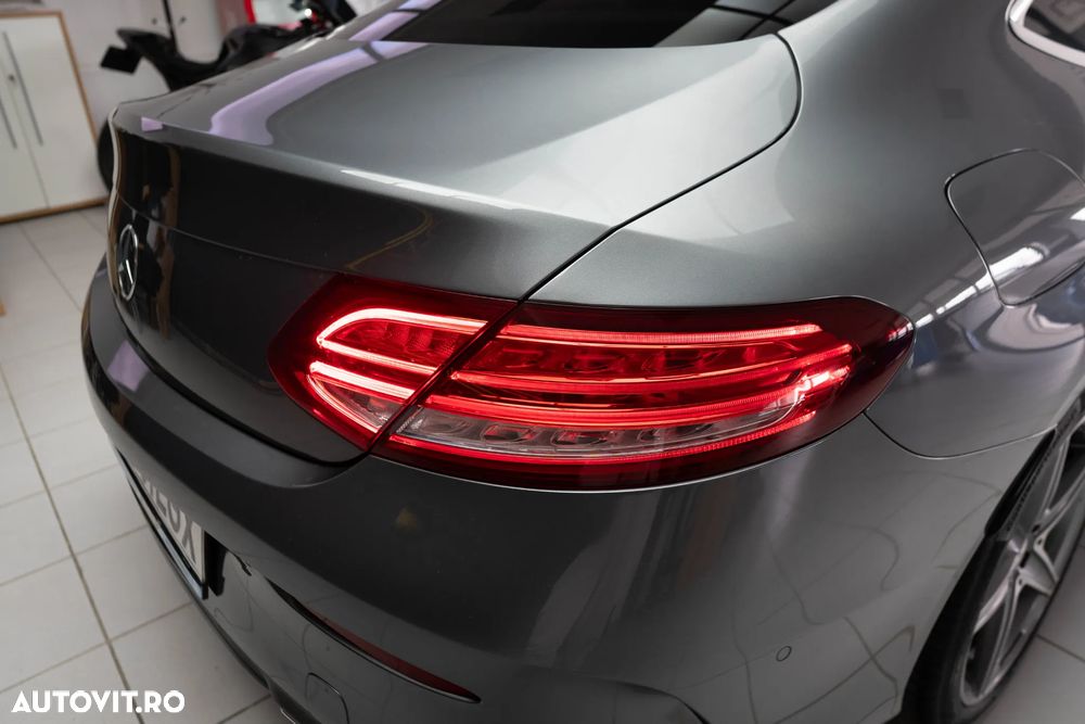 Mercedes-Benz C 220 d 9G-TRONIC AMG Line - 33