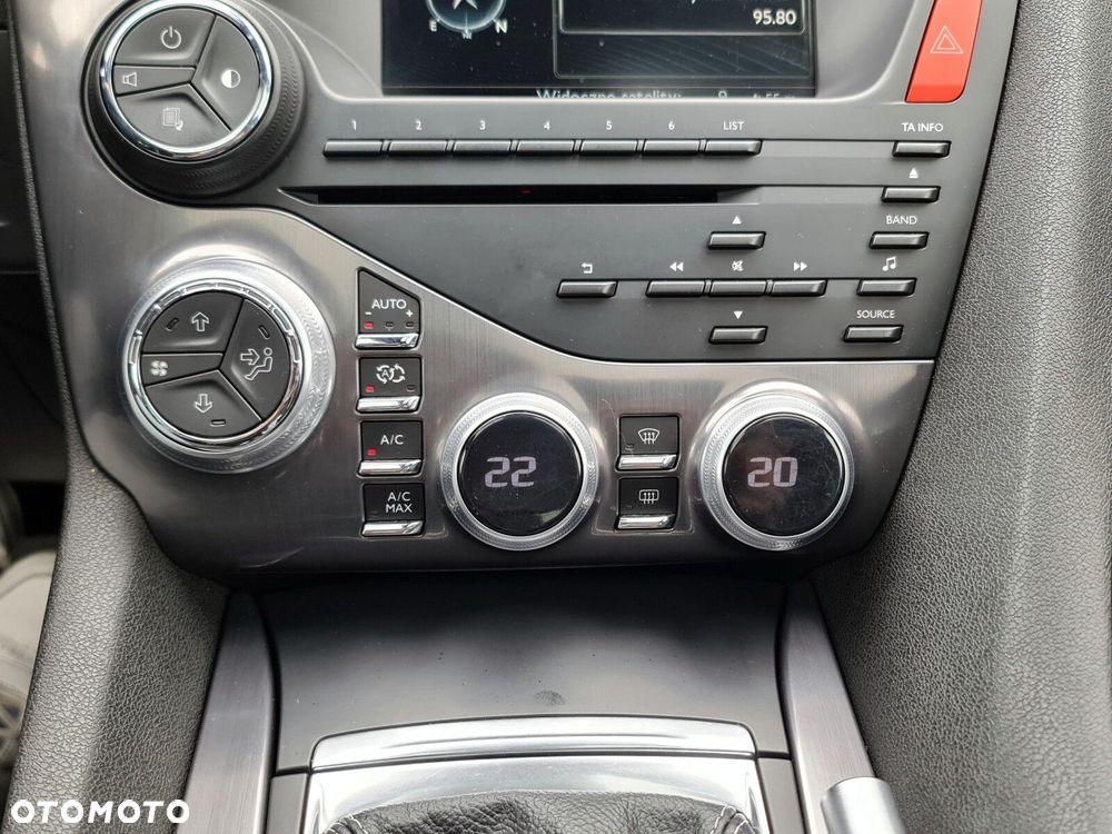 Citroën DS5 1.6 BlueHDi SoChic - 27