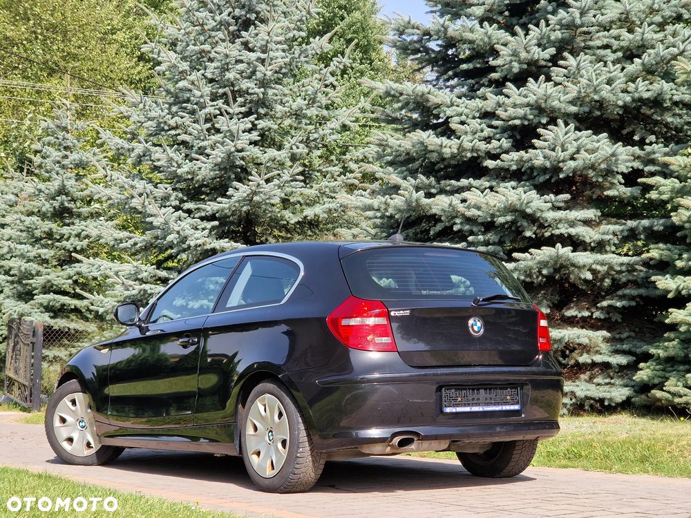 BMW Seria 1 116i - 8