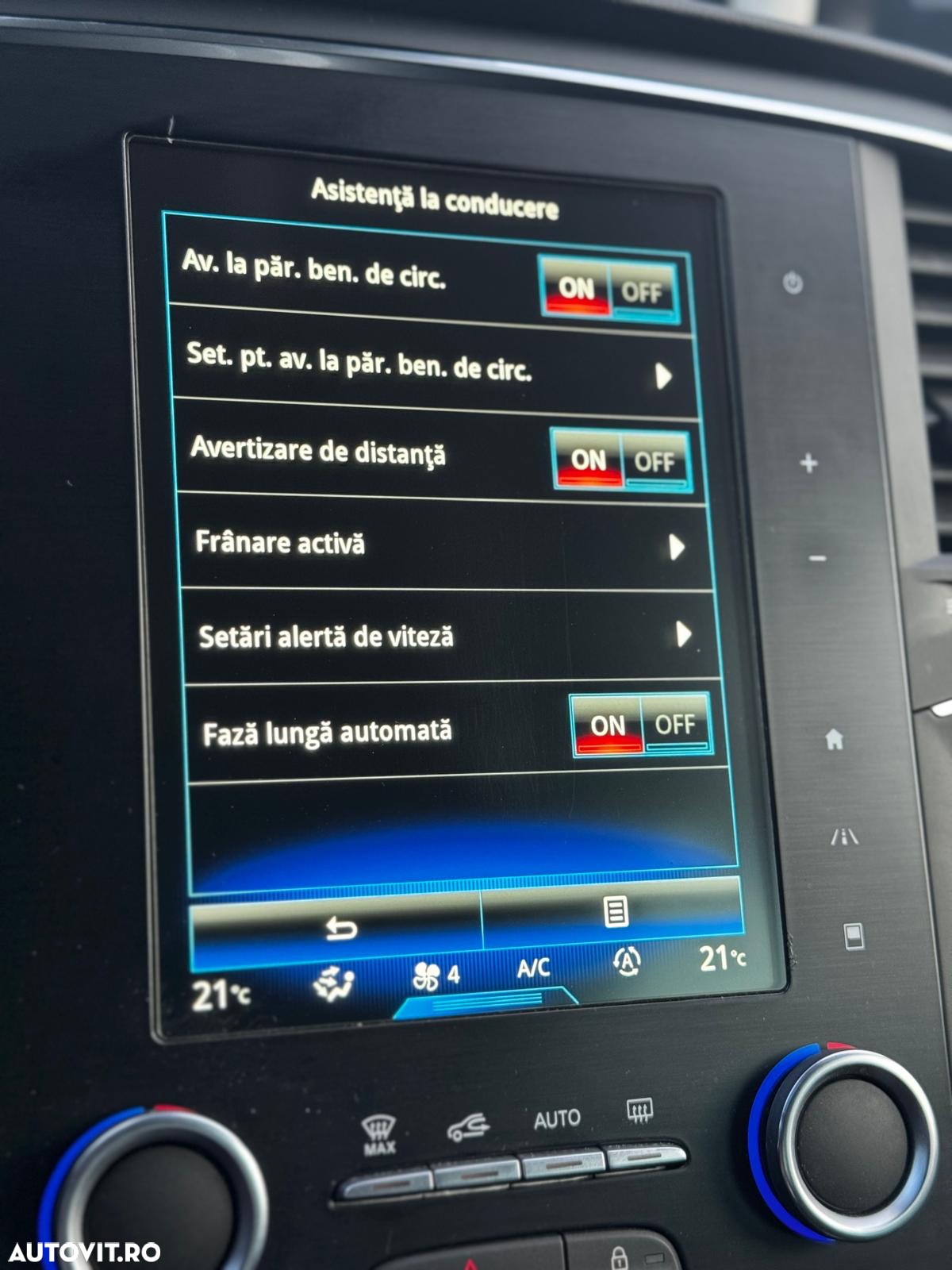 Renault Megane Energy dCi Intens - 16