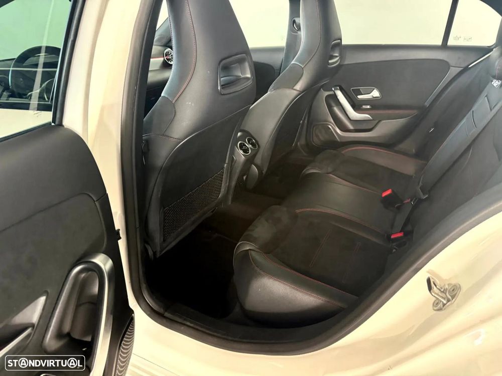 Mercedes-Benz A 250 e 8G-DCT Advanced AMG Line - 10